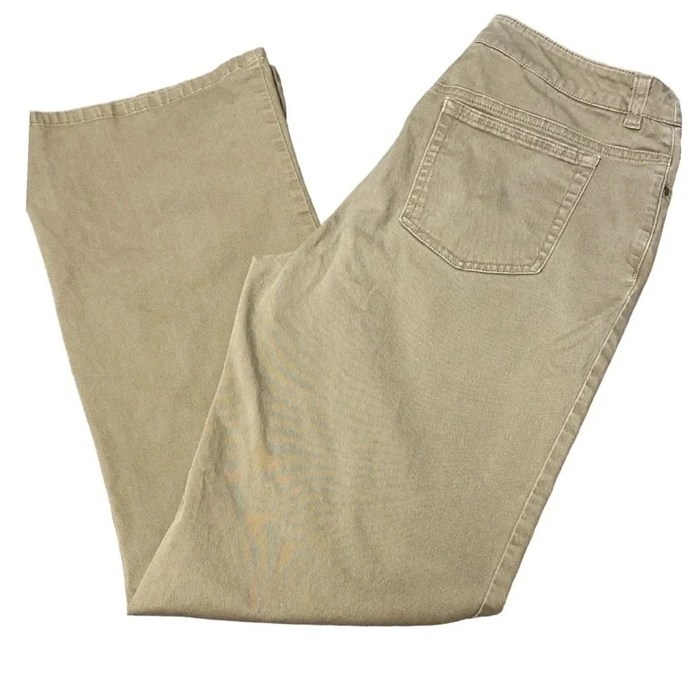 ๐ Jones New York khaki jeans size 8 ๐โ
BIN #14 - Picture 2 of 9